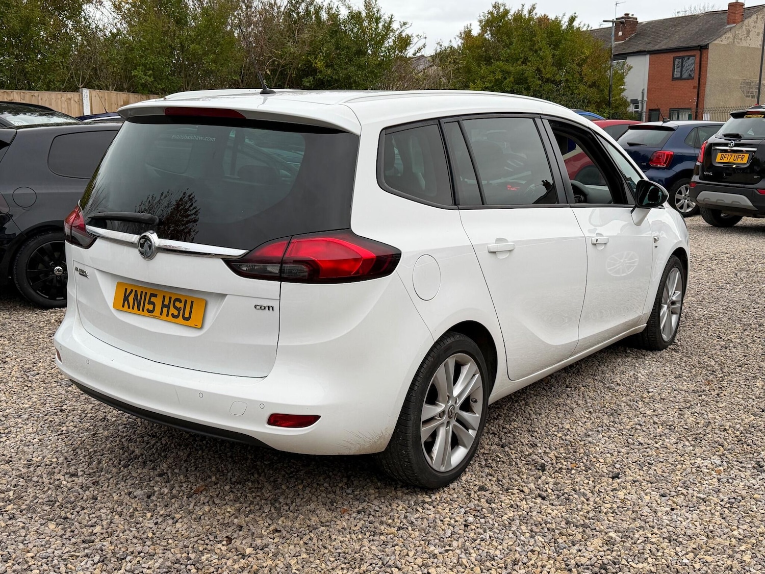 Used Vauxhall Zafira Tourer 2015 for sale - 76424046: Photo 4