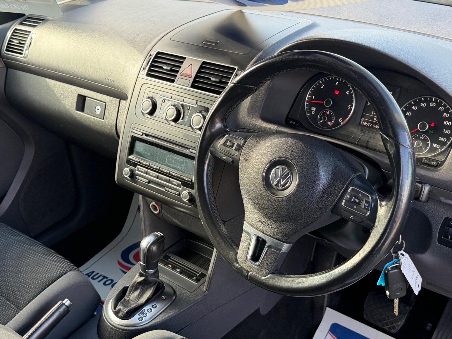 Used Volkswagen Touran 2013 for sale - 77939469: Photo 14