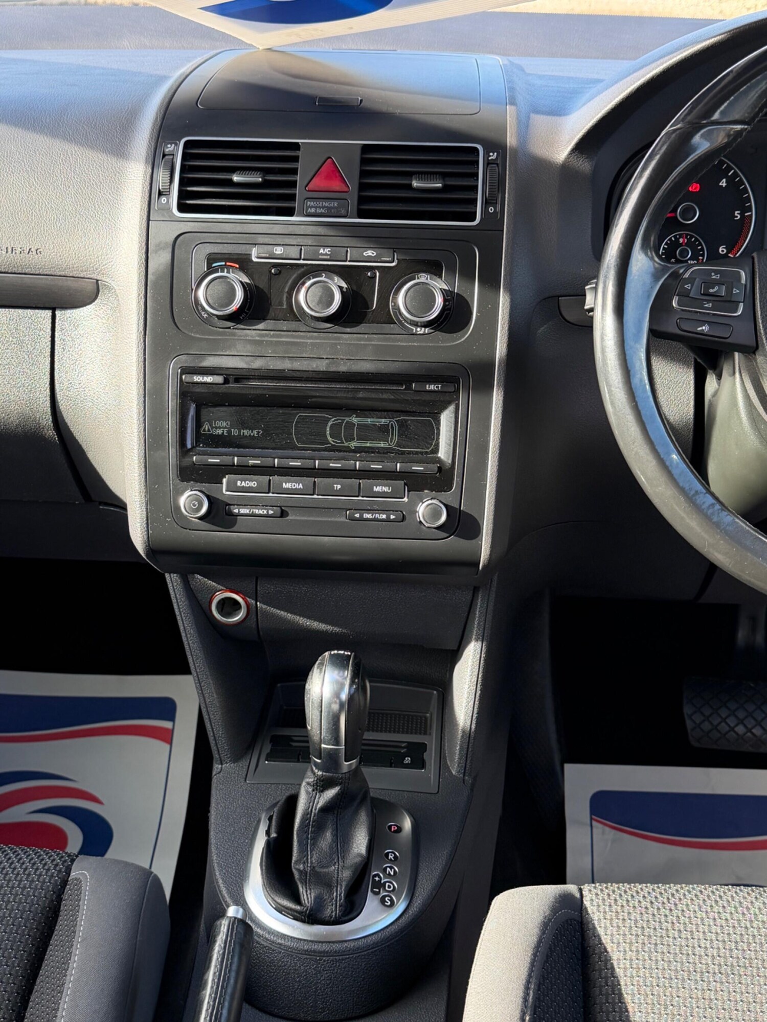 Used Volkswagen Touran 2013 for sale - 77939469: Photo 15