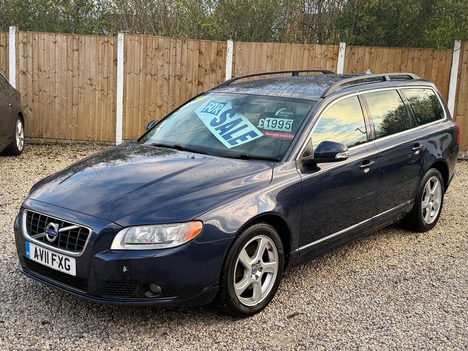 Used Volvo V70 2011 for sale - 77242436: Photo 2