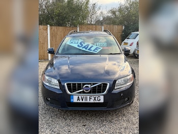 Used Volvo V70 2011 for sale - 77242436: Photo