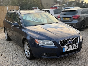 Used Volvo V70 2011 for sale - 77242436: Photo