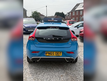 Used Volvo V40 2015 for sale - 78752086: Photo