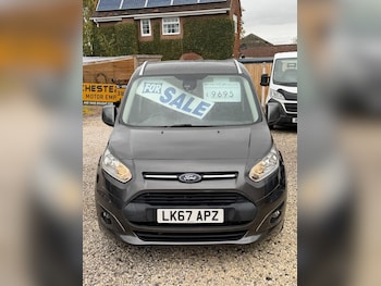 Used Ford Grand Tourneo Connect 2017 for sale - 77358682: Photo