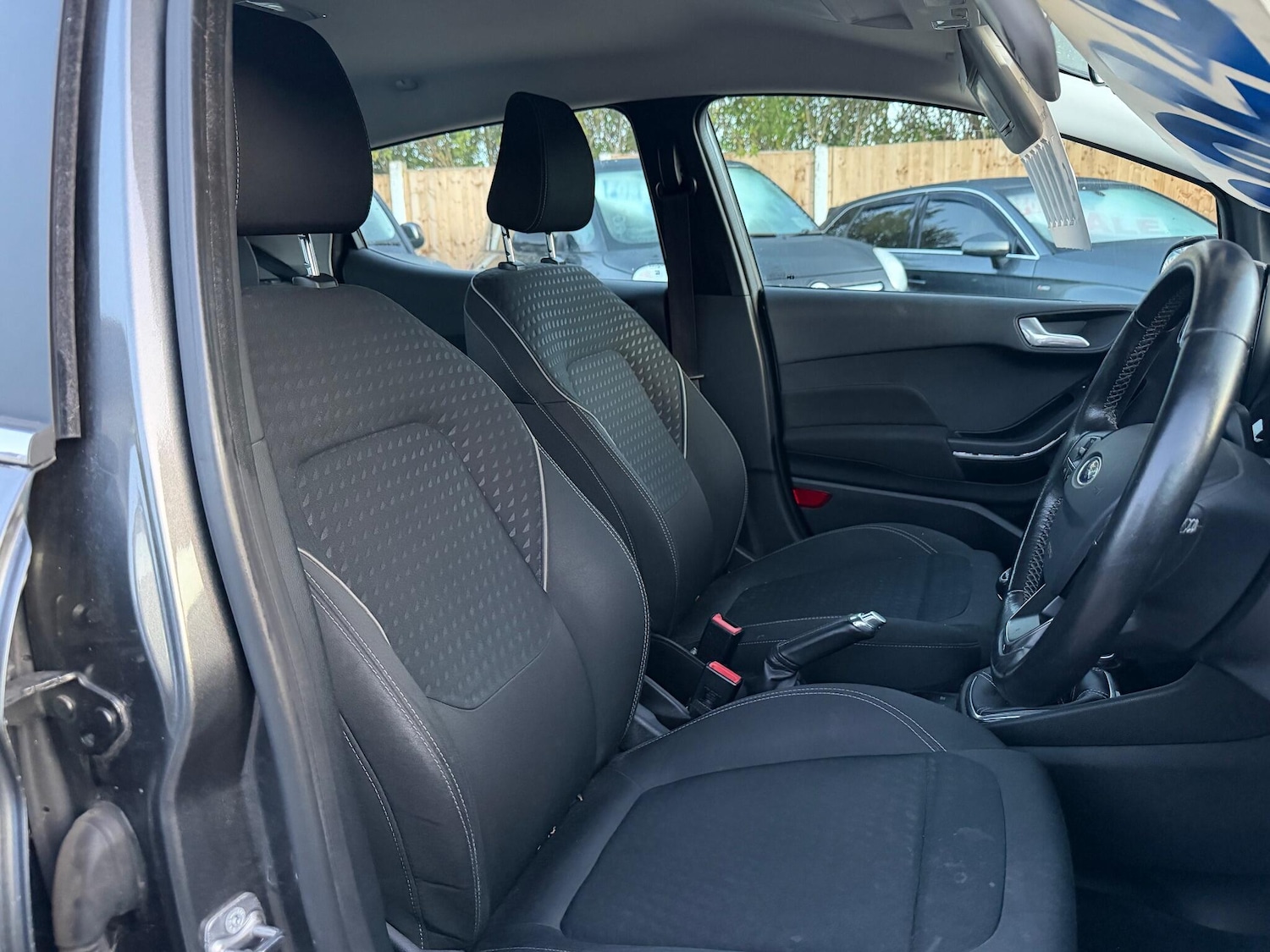 Used Ford Fiesta 2017 for sale - 76585250: Photo 10