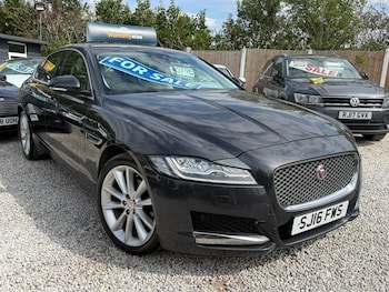 Used Jaguar XF 2016 for sale - 79475394: Photo