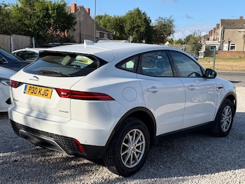 Used Jaguar E-Pace 2018 for sale - 79464002: Photo