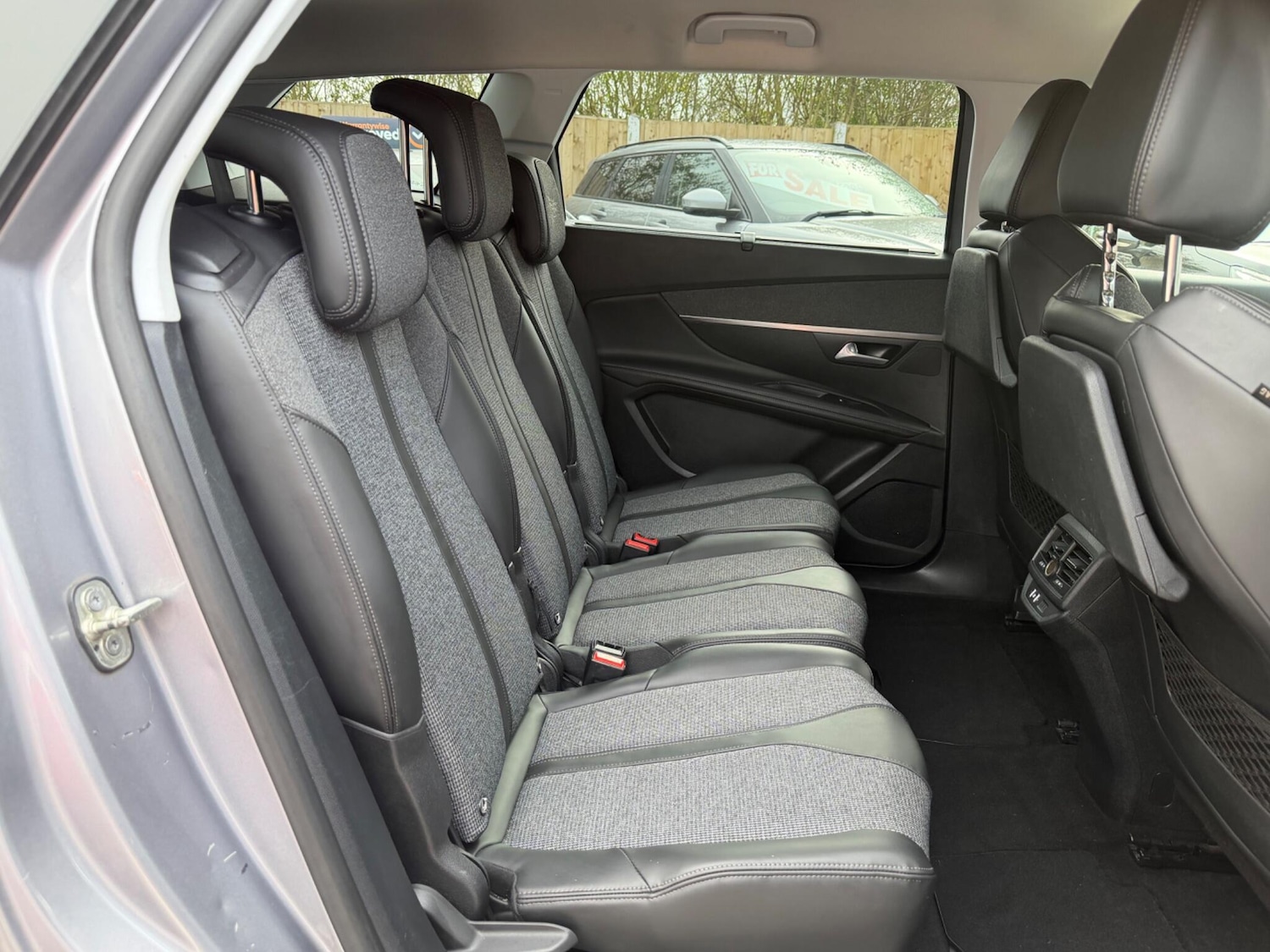 Used Peugeot 5008 2018 for sale - 77977858: Photo 13