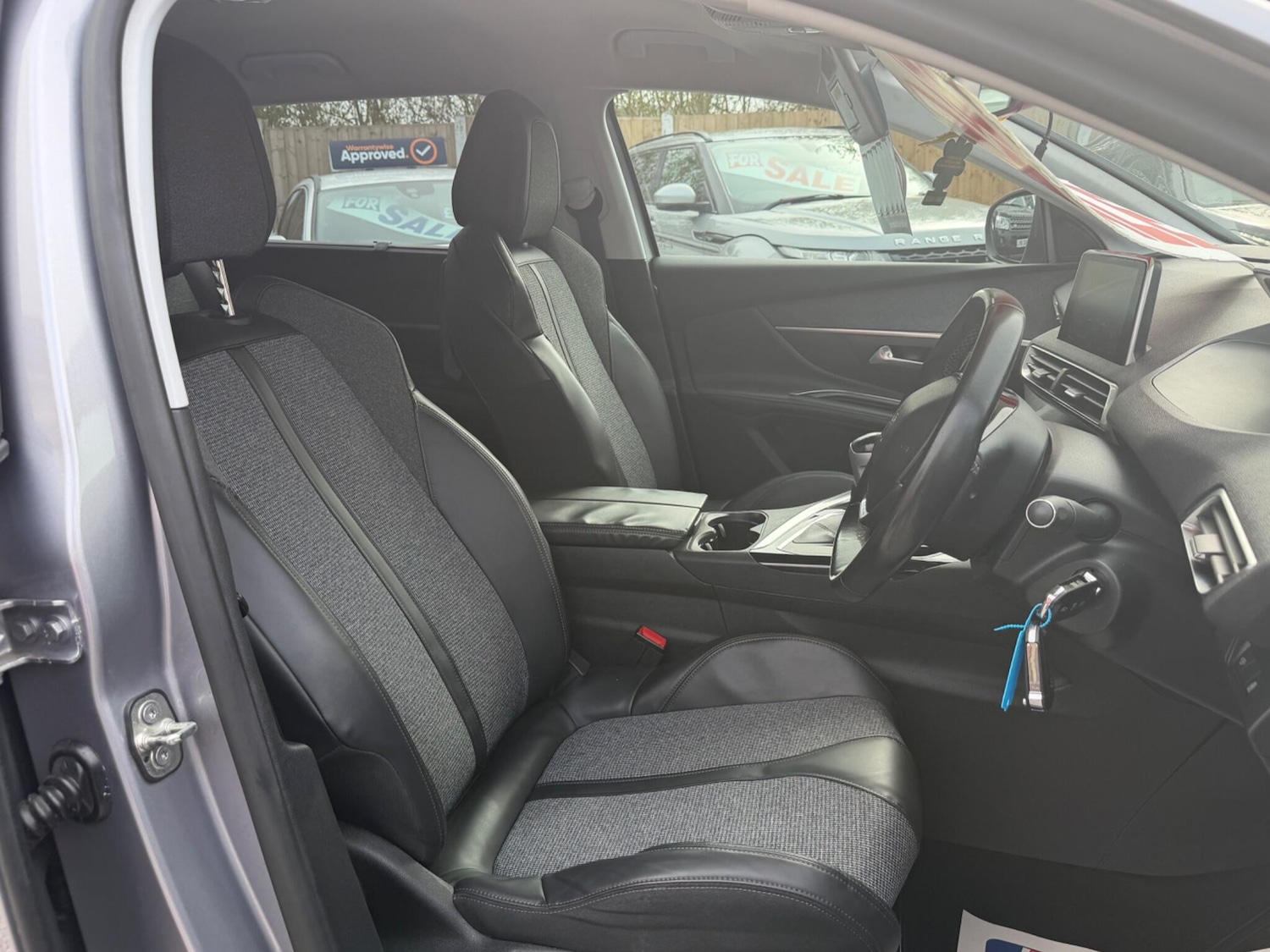 Used Peugeot 5008 2018 for sale - 77977858: Photo 14