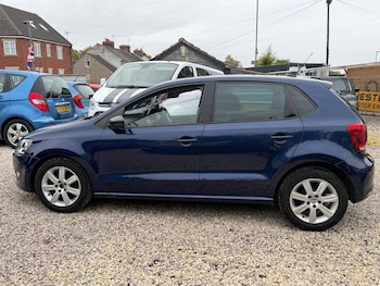 Used Volkswagen Polo 2013 for sale - 76425112: Photo