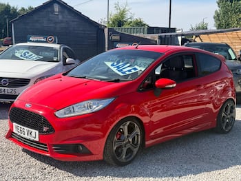 Used Ford Fiesta 2016 for sale - 79612939: Photo