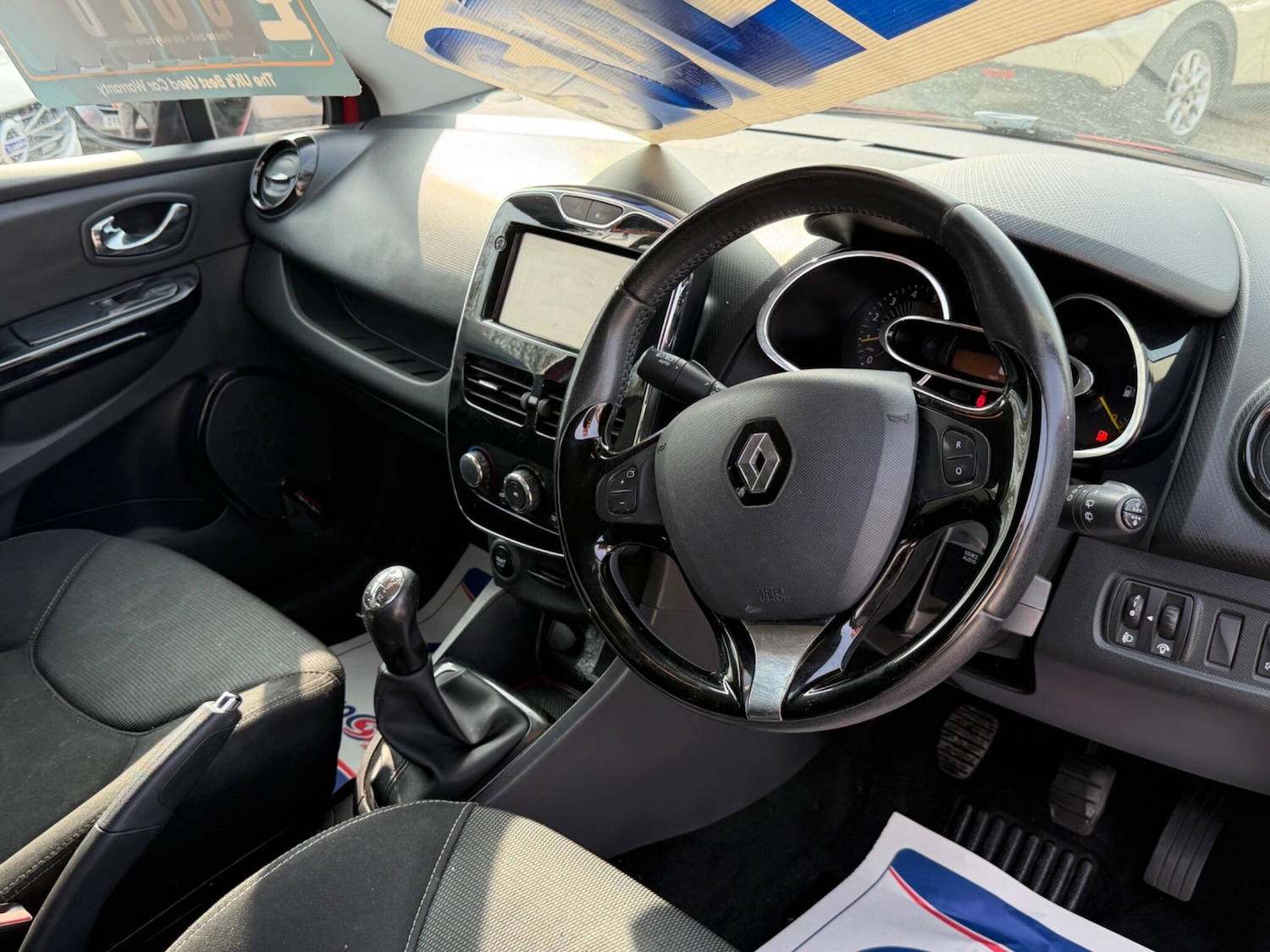 Used Renault Clio 2013 for sale - 77977855: Photo 12