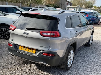 Used Jeep Cherokee 2015 for sale - 78275490: Photo