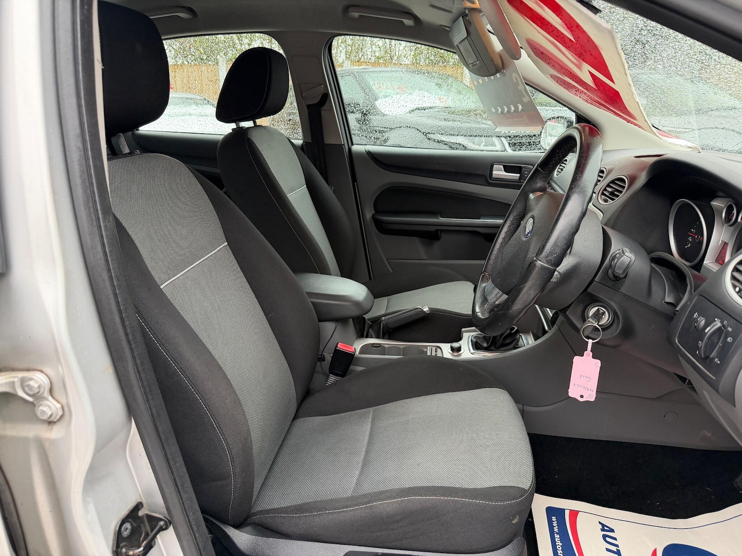 Used Ford Focus 2010 for sale - 77174813: Photo 10