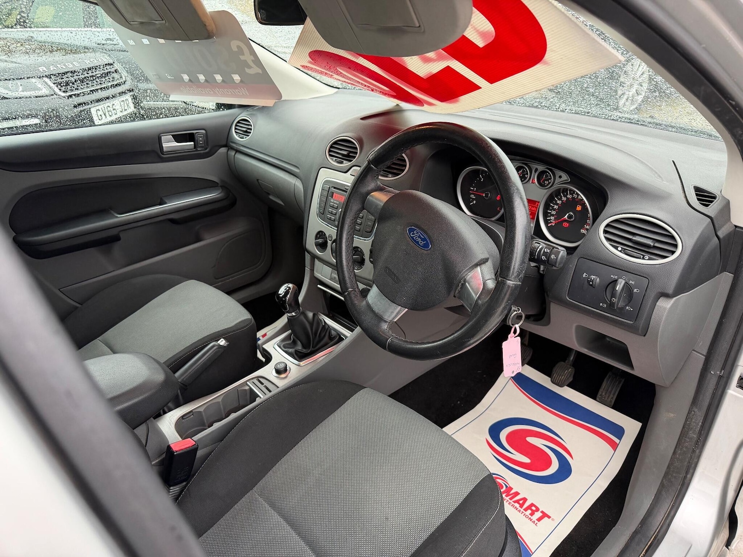 Used Ford Focus 2010 for sale - 77174813: Photo 9