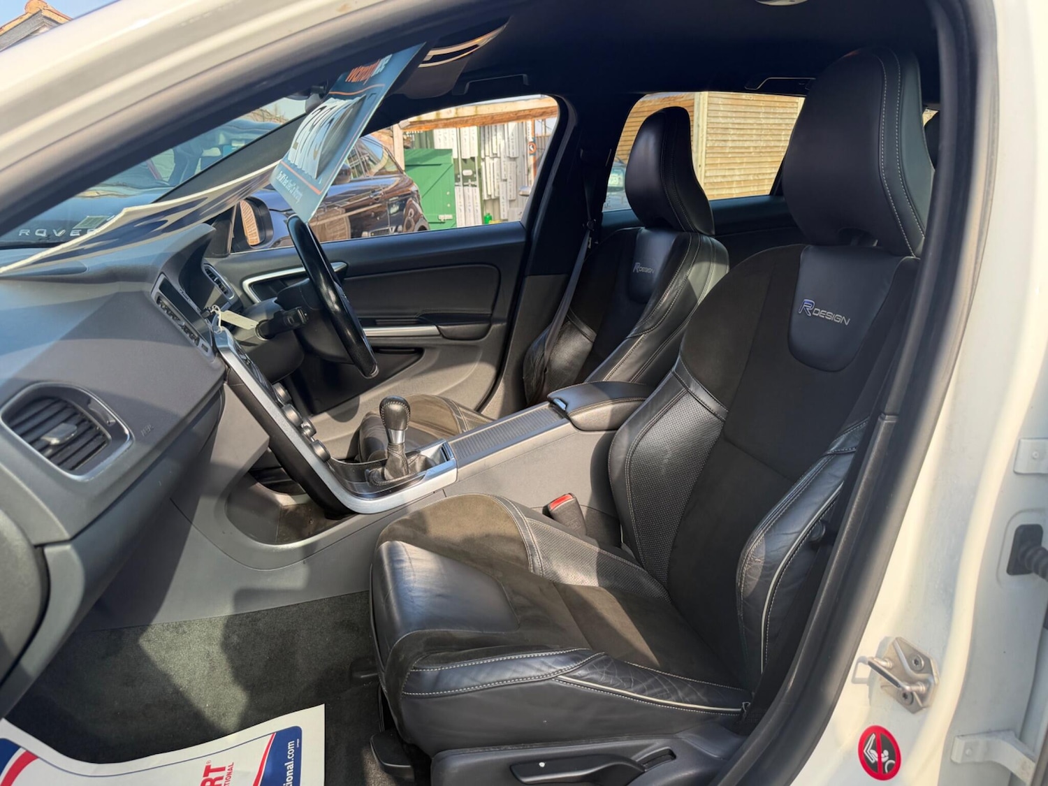 Used Volvo V60 2013 for sale - 77957752: Photo 11