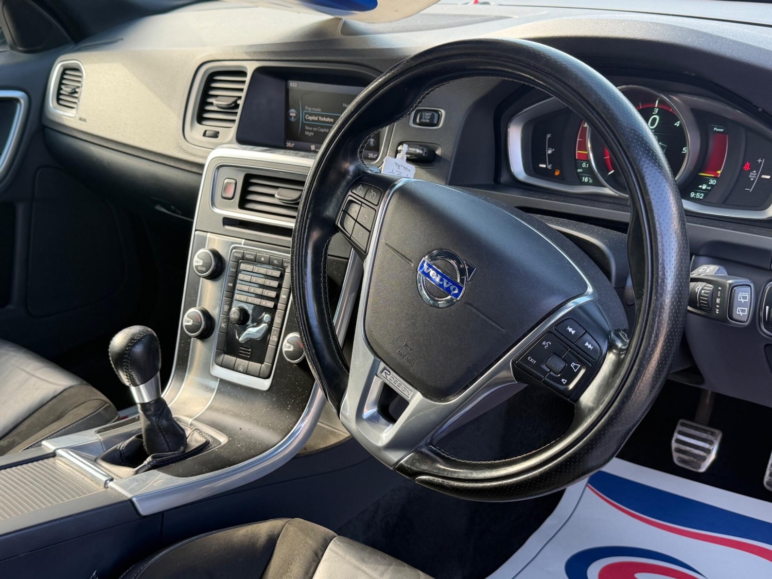 Used Volvo V60 2013 for sale - 77957752: Photo 14