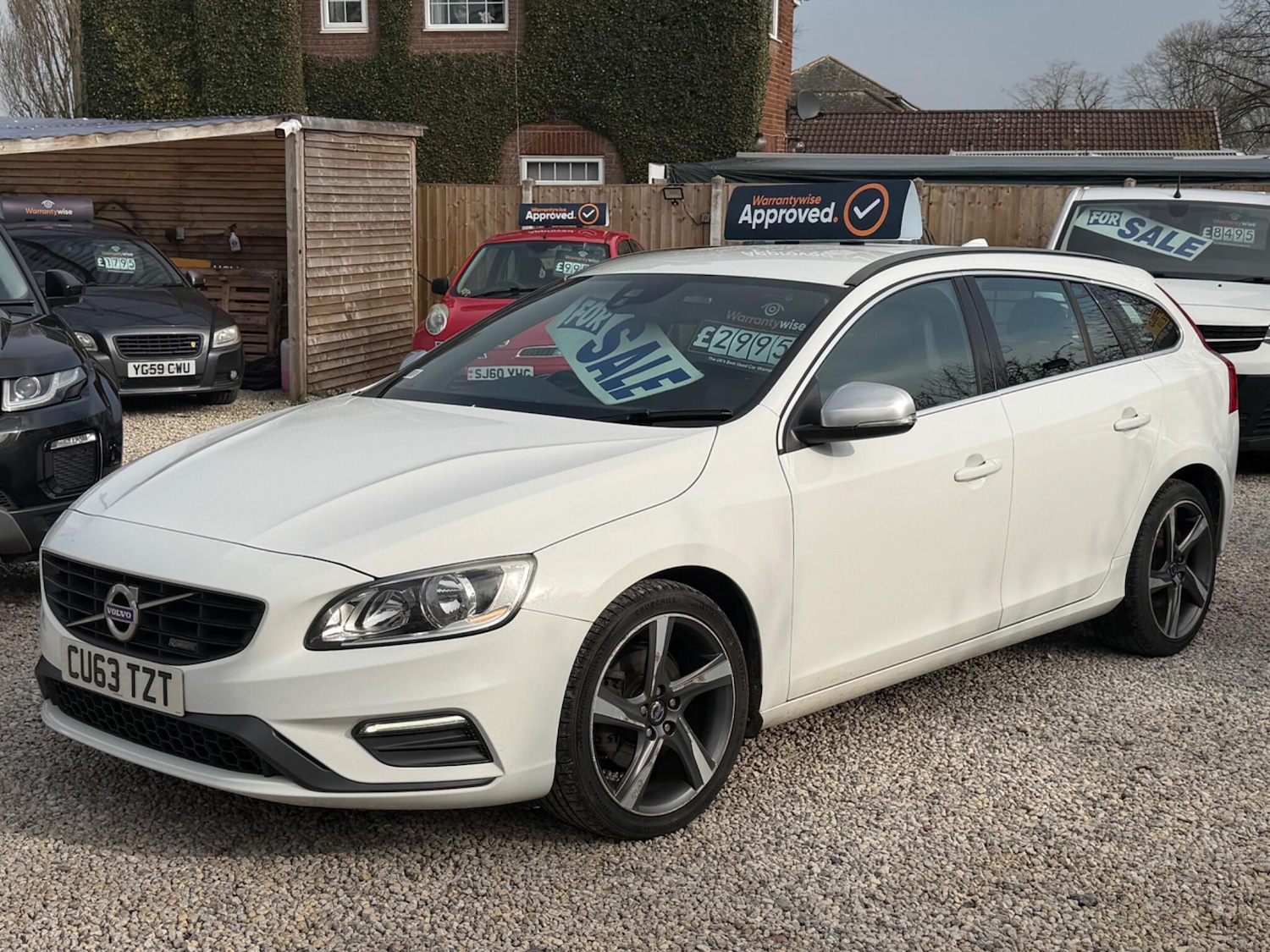 Used Volvo V60 2013 for sale - 77957752: Photo 2