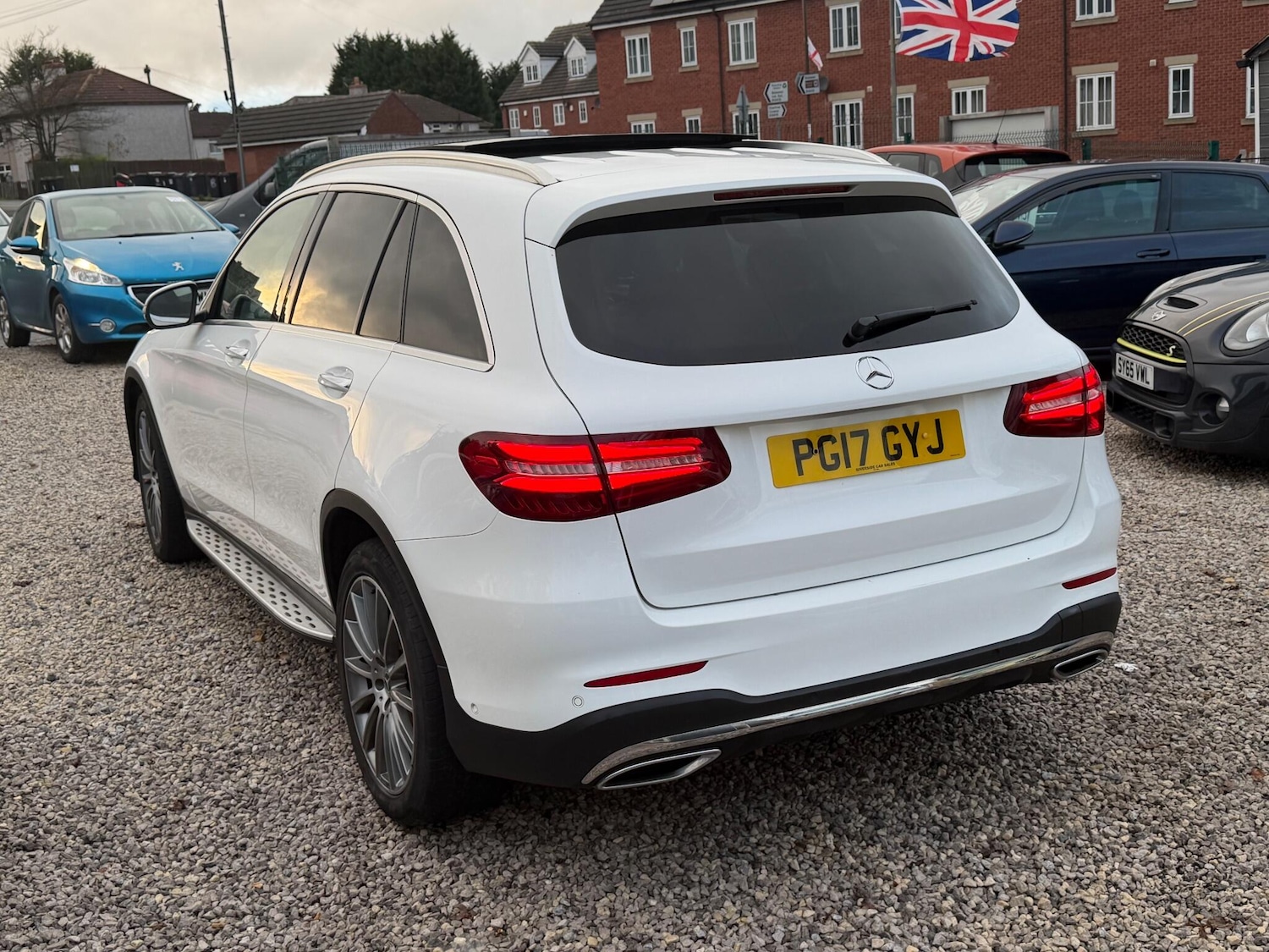 Used Mercedes-Benz GLC 2017 for sale - 76735432: Photo 3