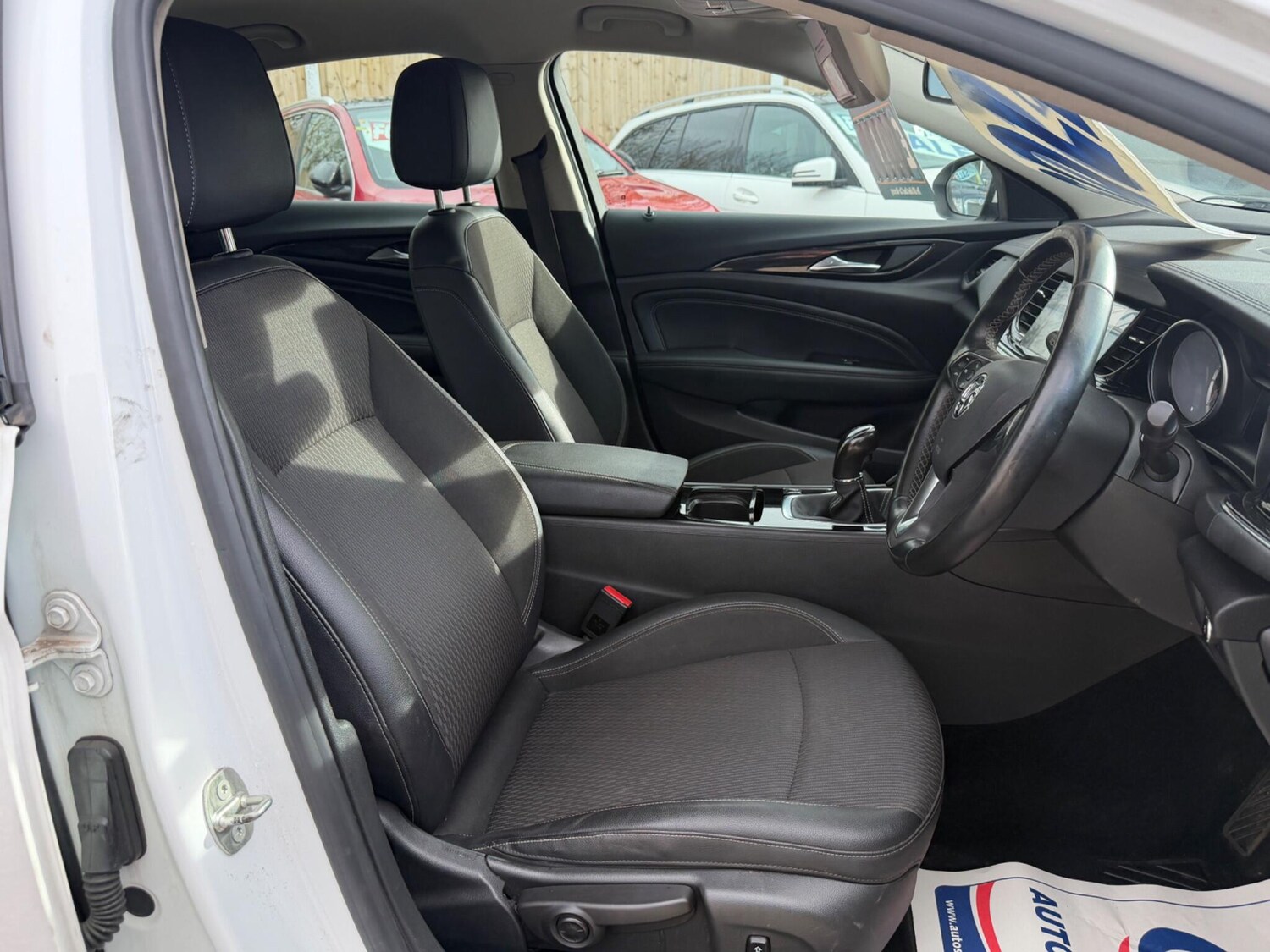 Used Vauxhall Insignia for sale - 77633889: Photo 12