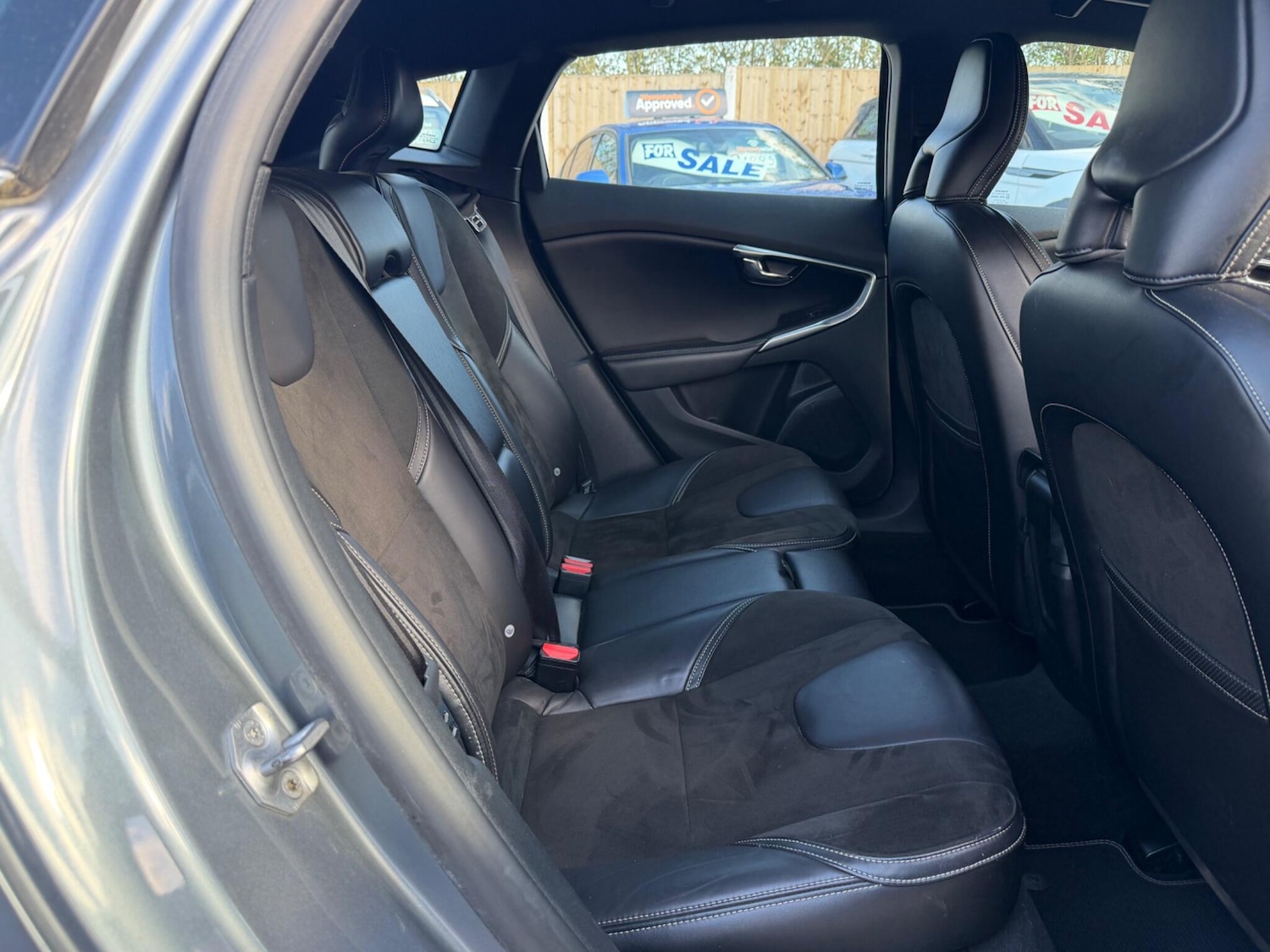 Used Volvo V40 for sale - 78115989: Photo 10