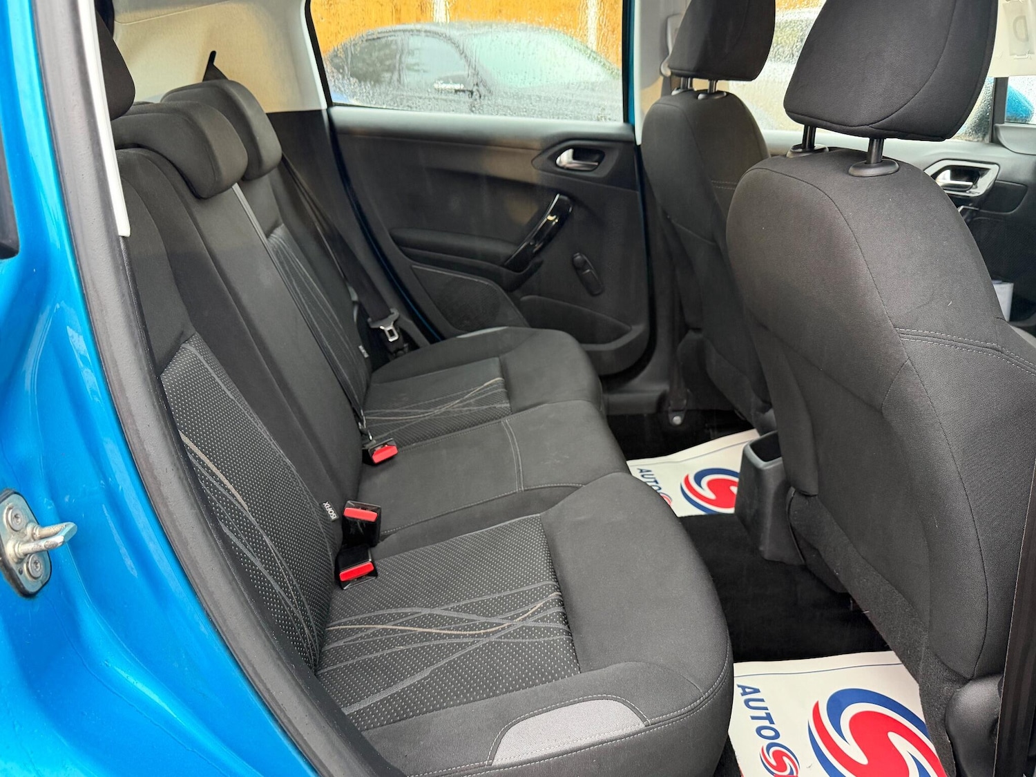 Used Peugeot 208 2013 for sale - 76735434: Photo 14