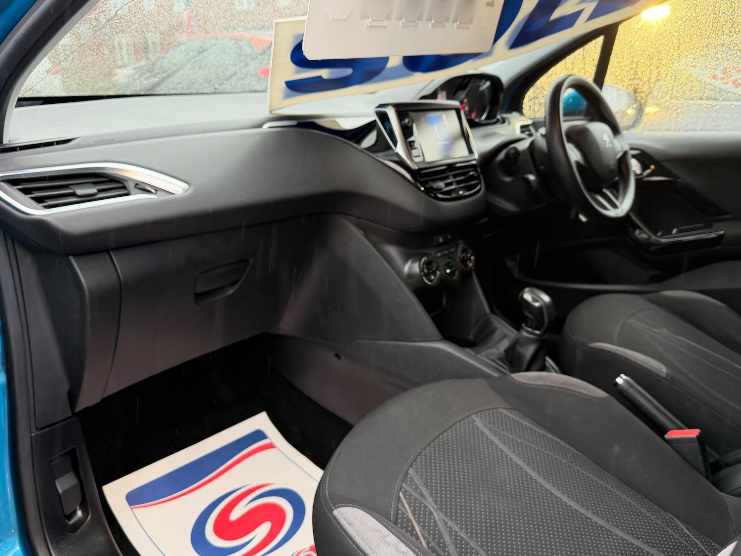 Used Peugeot 208 2013 for sale - 76735434: Photo 15