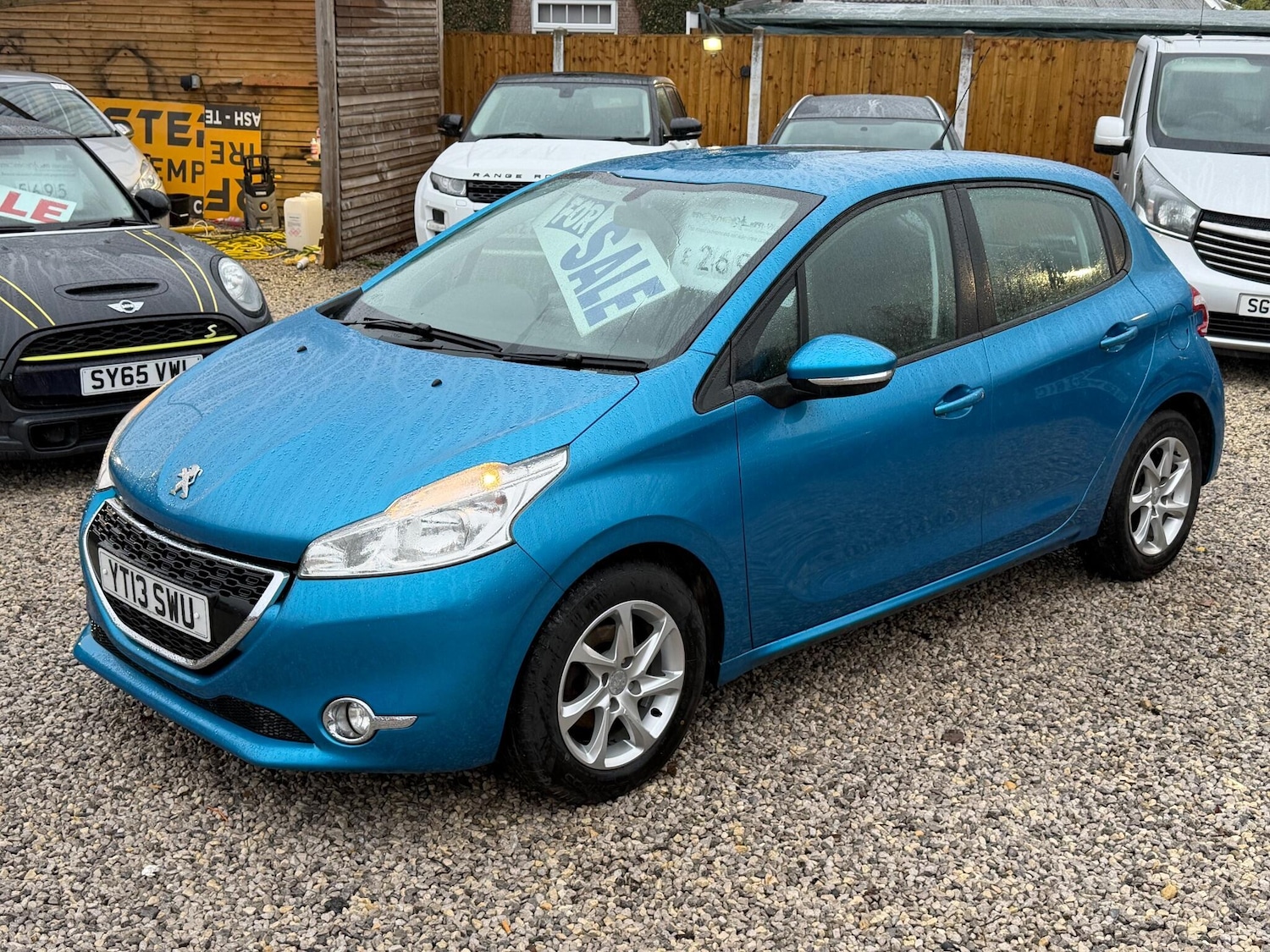 Used Peugeot 208 2013 for sale - 76735434: Photo 2