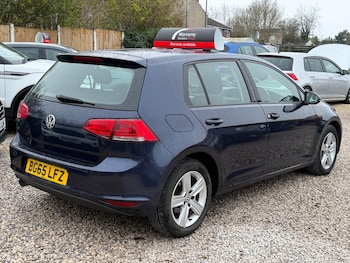 Used Volkswagen Golf 2015 for sale - 77478651: Photo