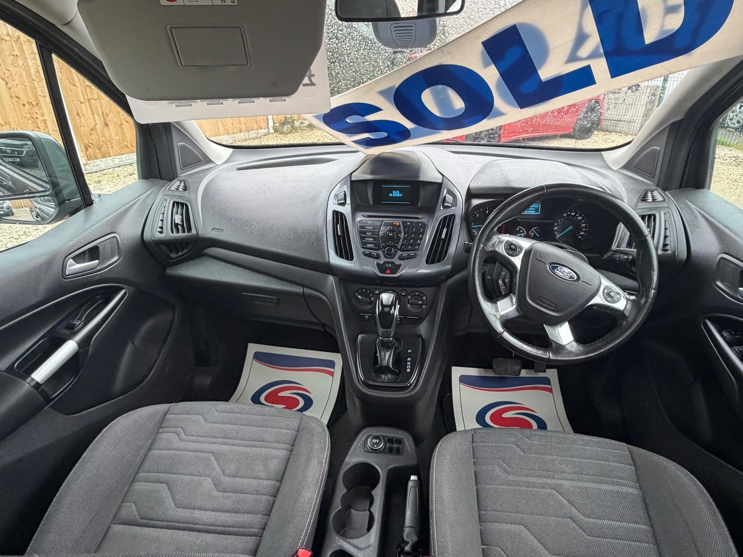 Used Ford Grand Tourneo Connect 2017 for sale - 76380685: Photo 10