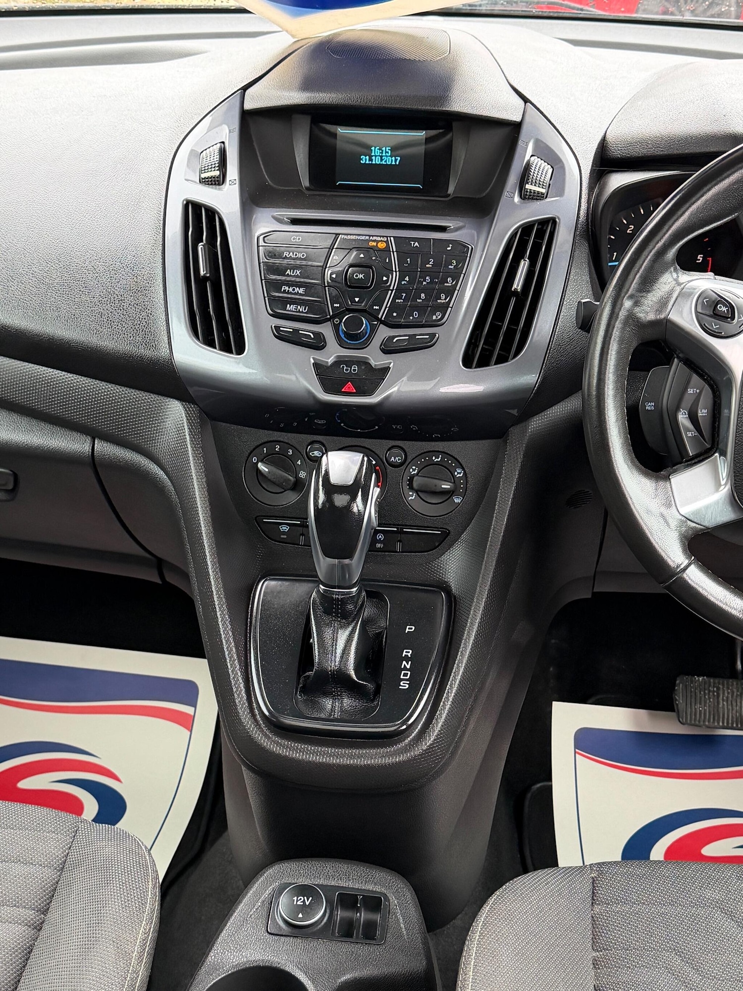 Used Ford Grand Tourneo Connect 2017 for sale - 76380685: Photo 11