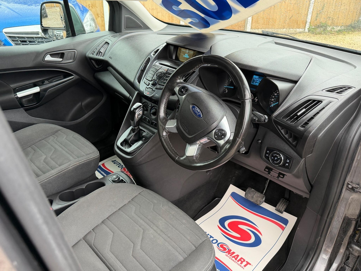 Used Ford Grand Tourneo Connect 2017 for sale - 76380685: Photo 13