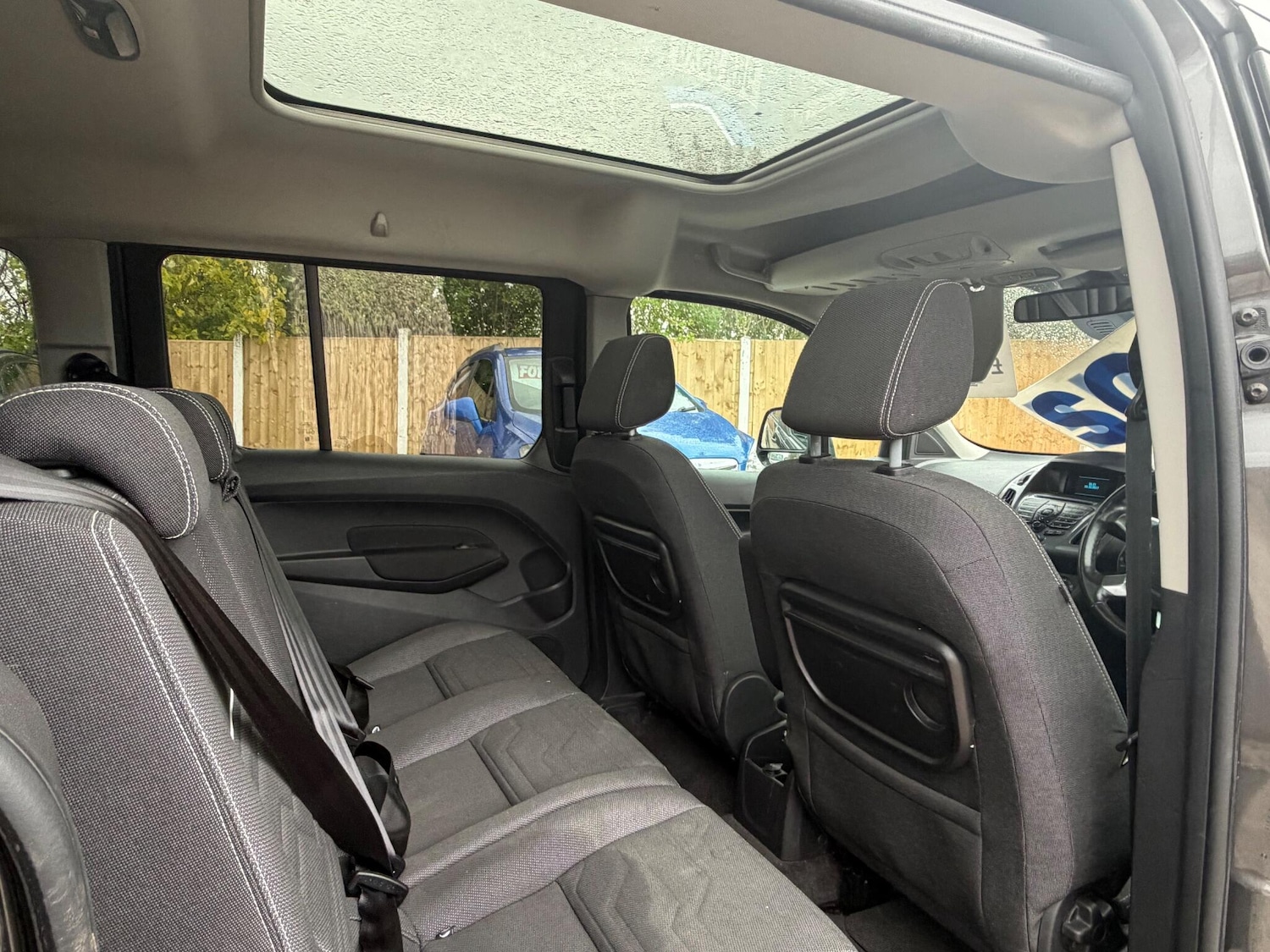 Used Ford Grand Tourneo Connect 2017 for sale - 76380685: Photo 18