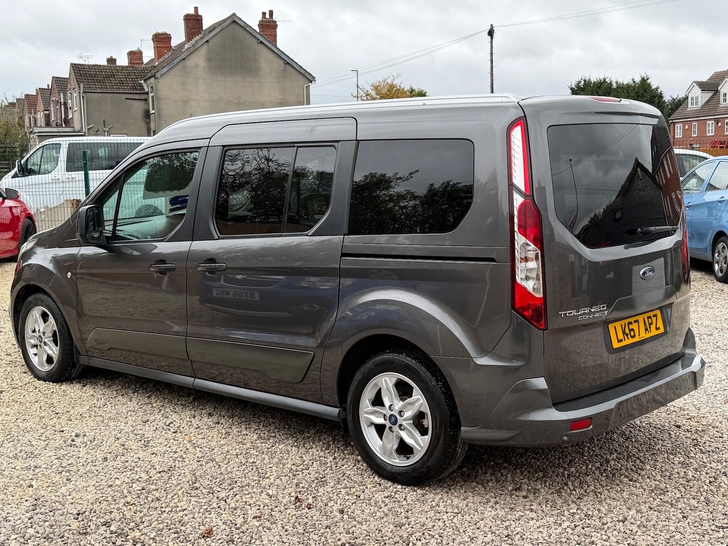 Used Ford Grand Tourneo Connect 2017 for sale - 76380685: Photo 5