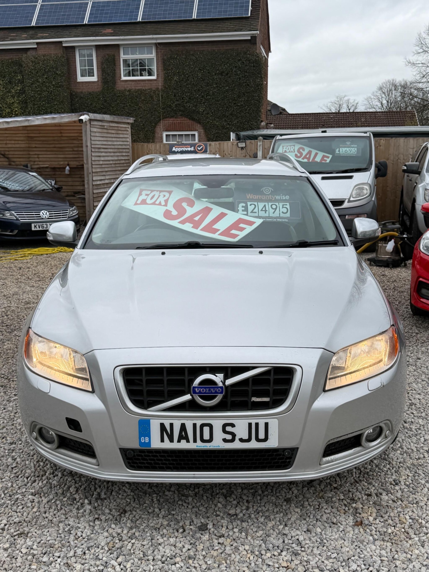 Used Volvo V70 for sale - 77695760: Photo 2