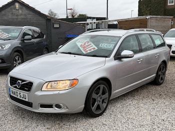 Used Volvo V70 2010 for sale - 77695760: Photo