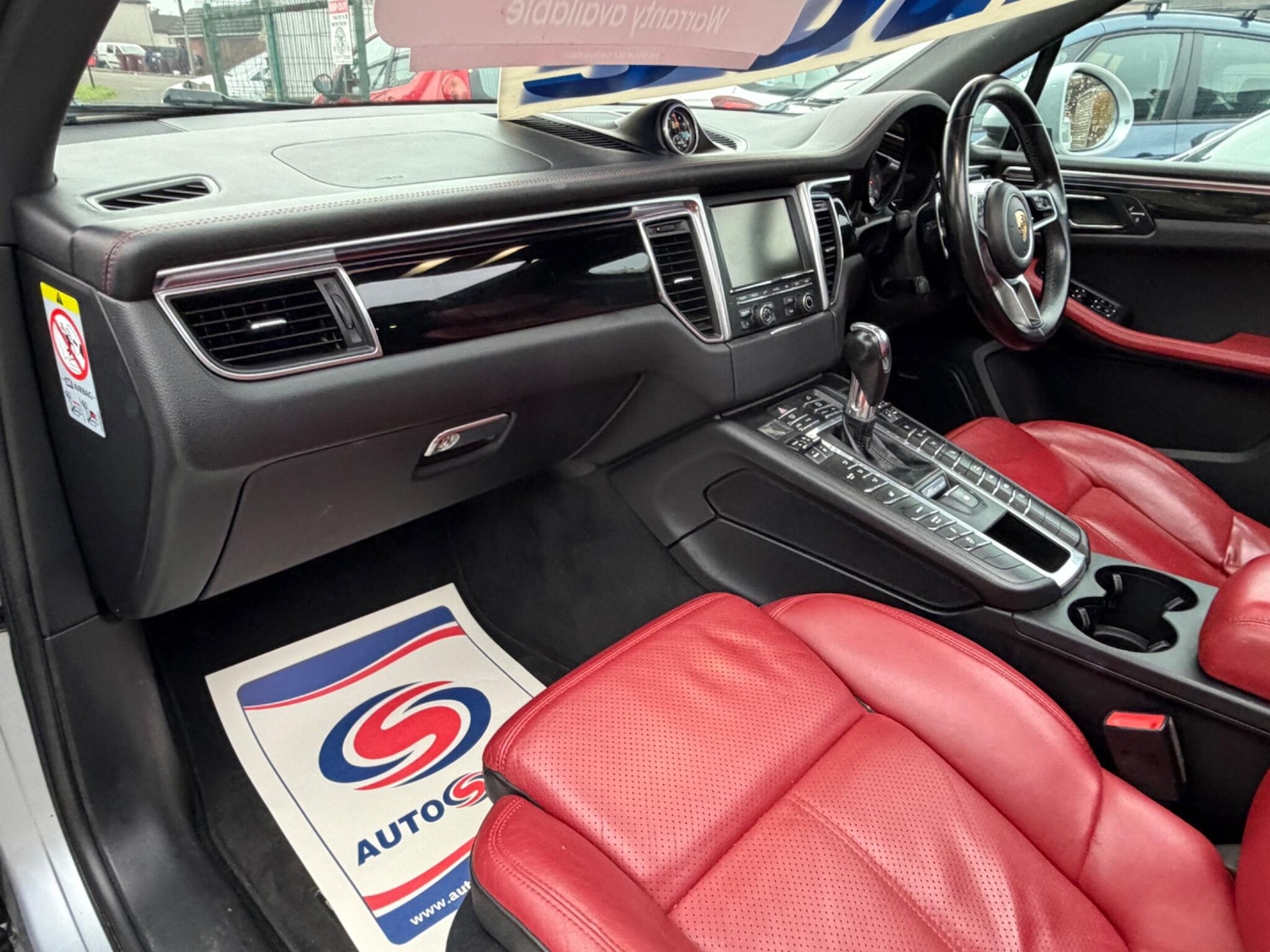 Used Porsche Macan 2016 for sale - 77377068: Photo 23