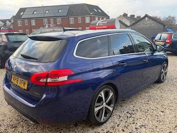 Used Peugeot 308 2018 for sale - 77237979: Photo
