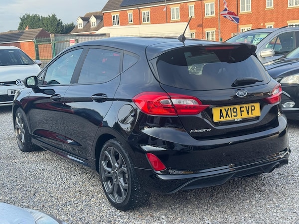 Used Ford Fiesta 2019 for sale - 76318126: Photo 9