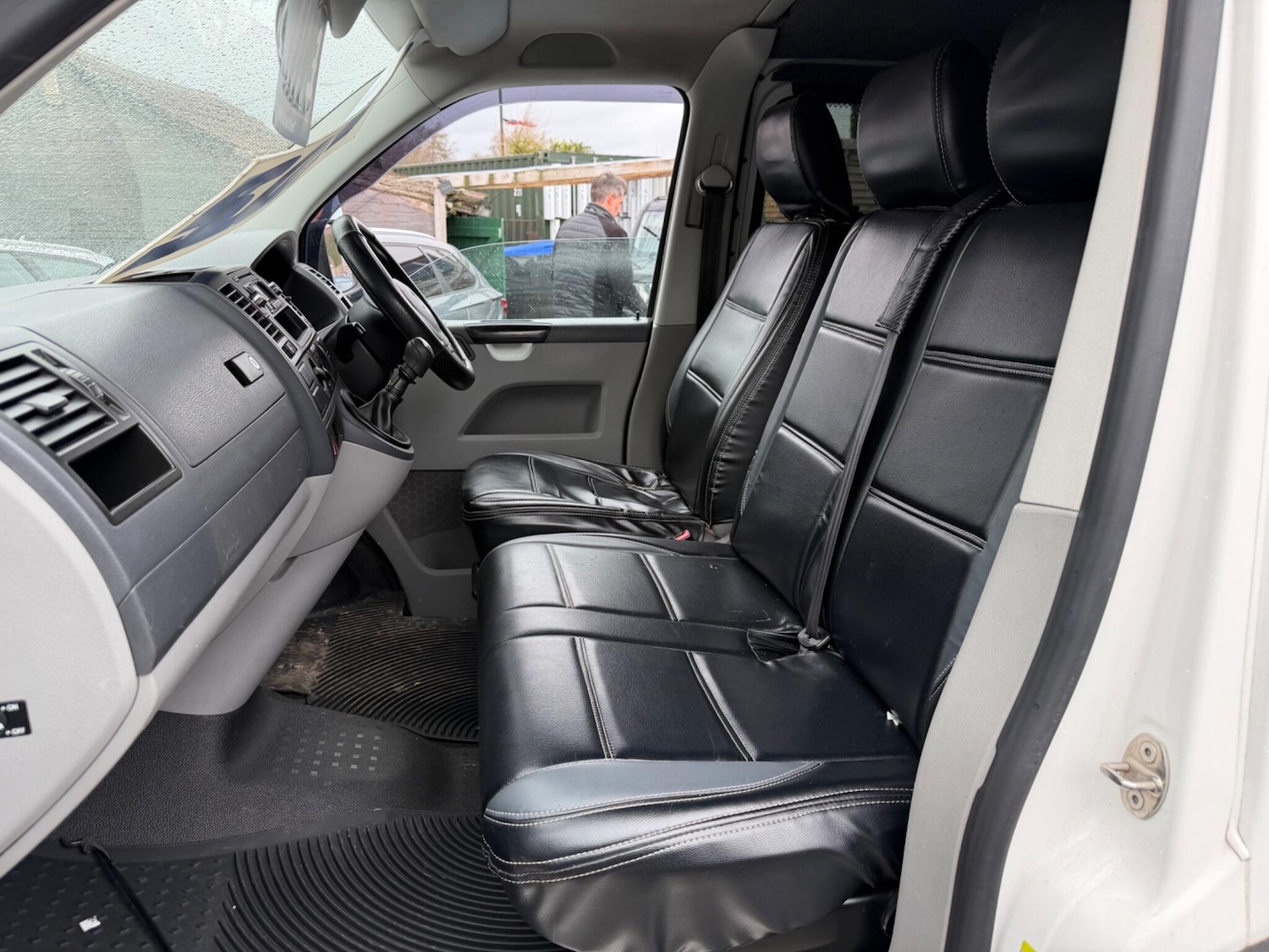 Used Volkswagen Transporter 2010 for sale - 78072981: Photo 11