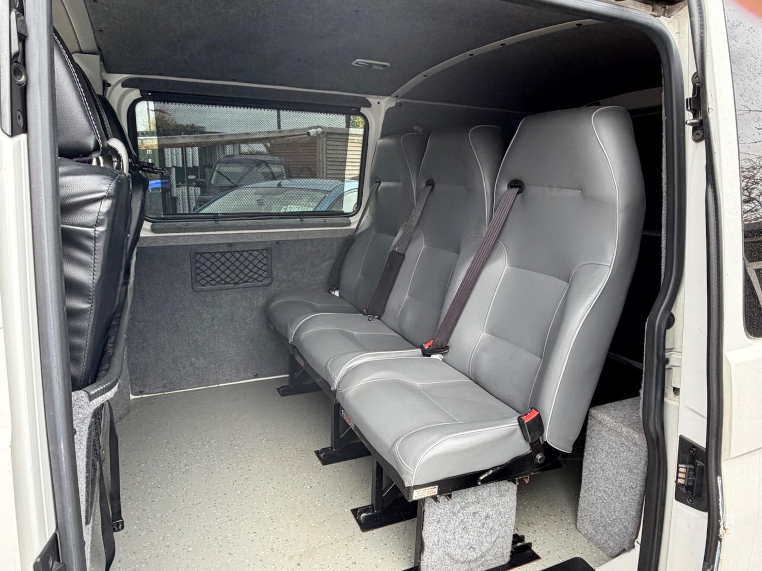 Used Volkswagen Transporter 2010 for sale - 78072981: Photo 12