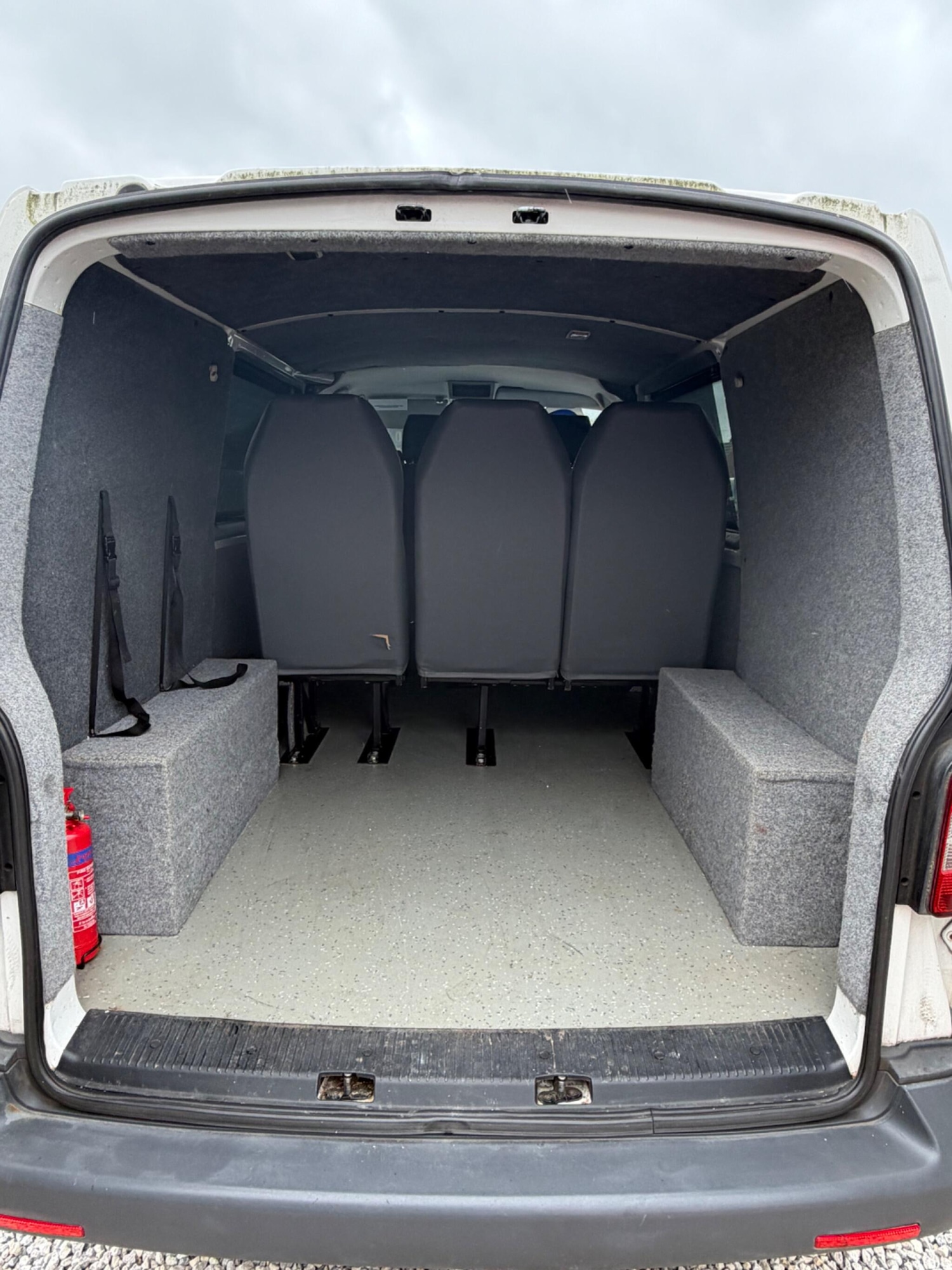 Used Volkswagen Transporter 2010 for sale - 78072981: Photo 9