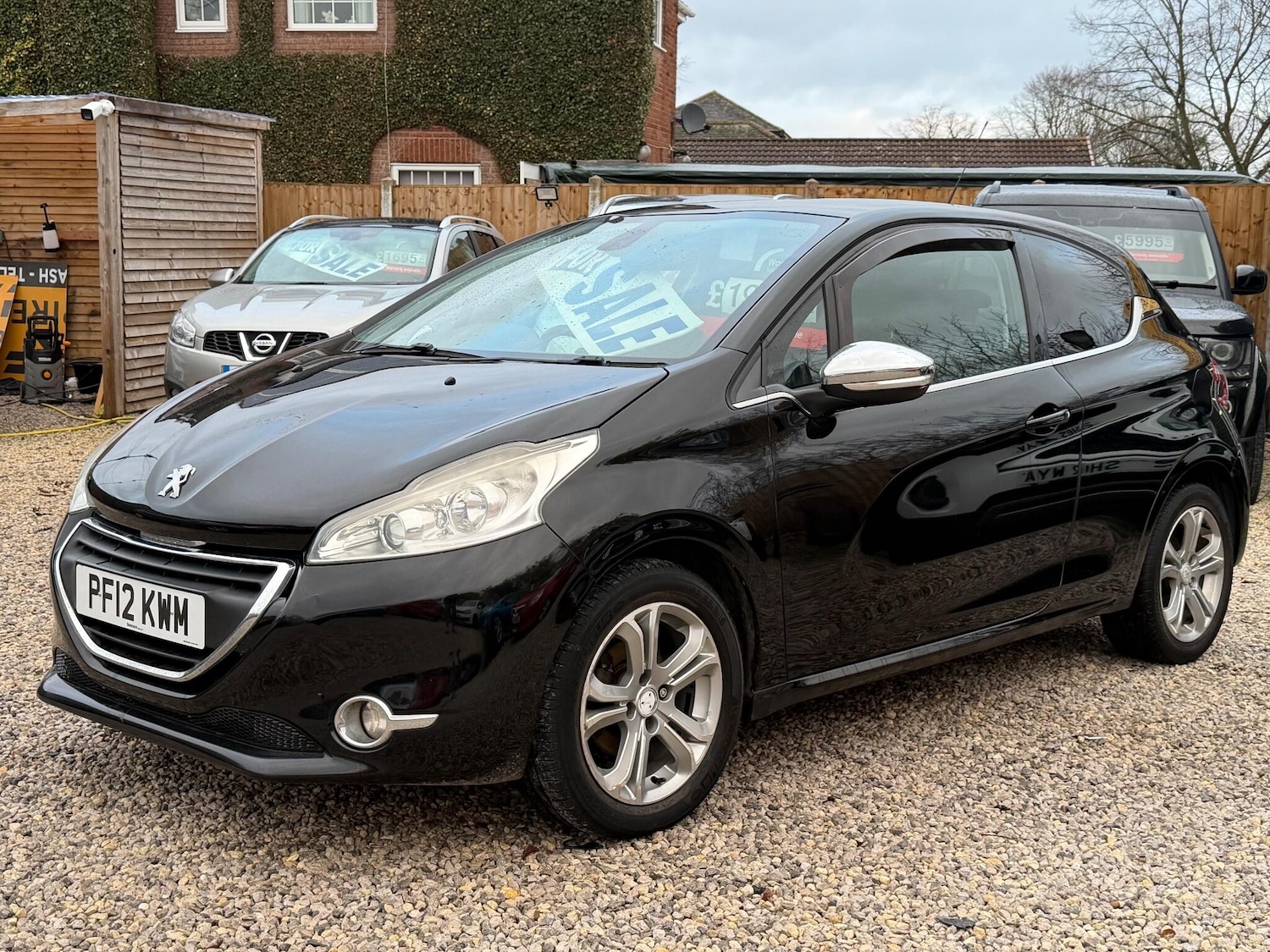 Used Peugeot 208 2012 for sale - 76975870: Photo 3