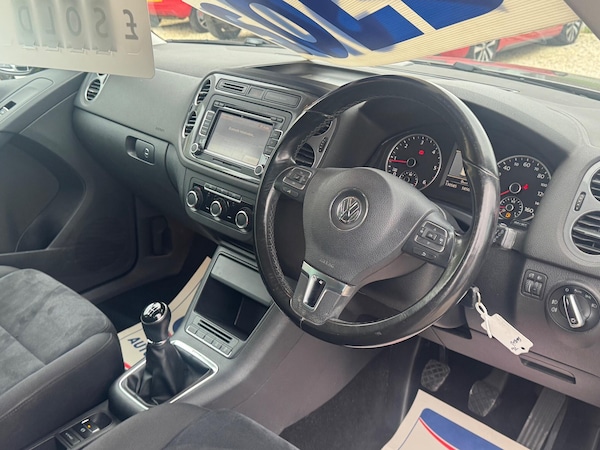 Used Volkswagen Tiguan 2012 for sale - 76282825: Photo 11