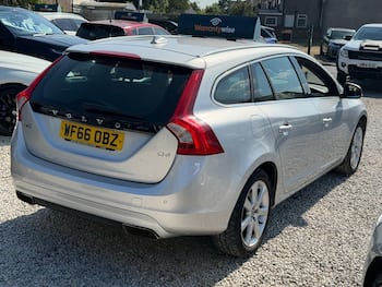 Used Volvo V60 2016 for sale - 79847282: Photo