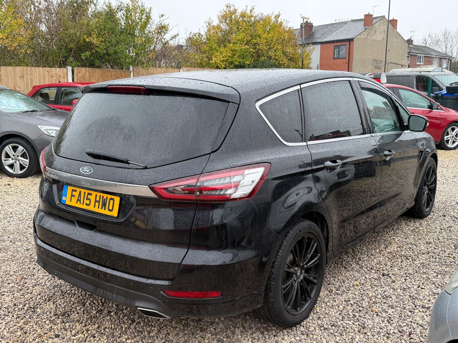 Used Ford S-Max 2015 for sale - 77060359: Photo 4