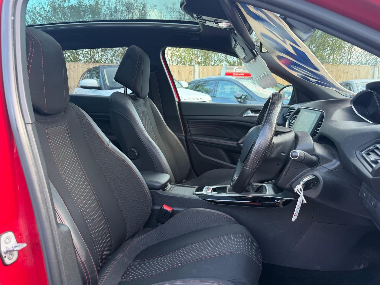 Used Peugeot 308 2018 for sale - 77315235: Photo 15