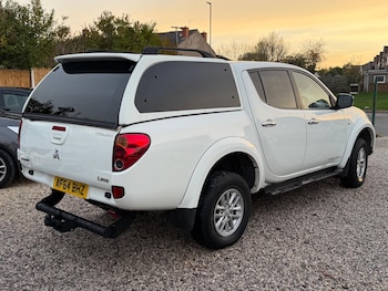 Used Mitsubishi L200 2014 for sale - 76499795: Photo