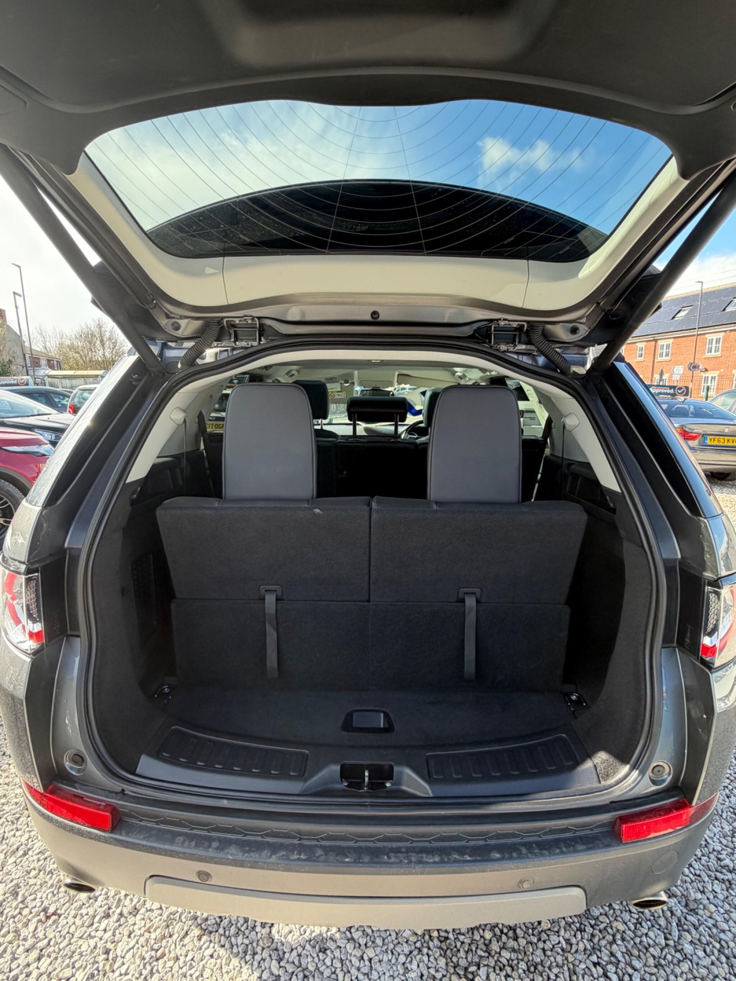 Used Land Rover Discovery Sport 2018 for sale - 78020440: Photo 18