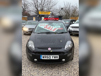 Used Fiat Punto Evo 2010 for sale - 77344350: Photo